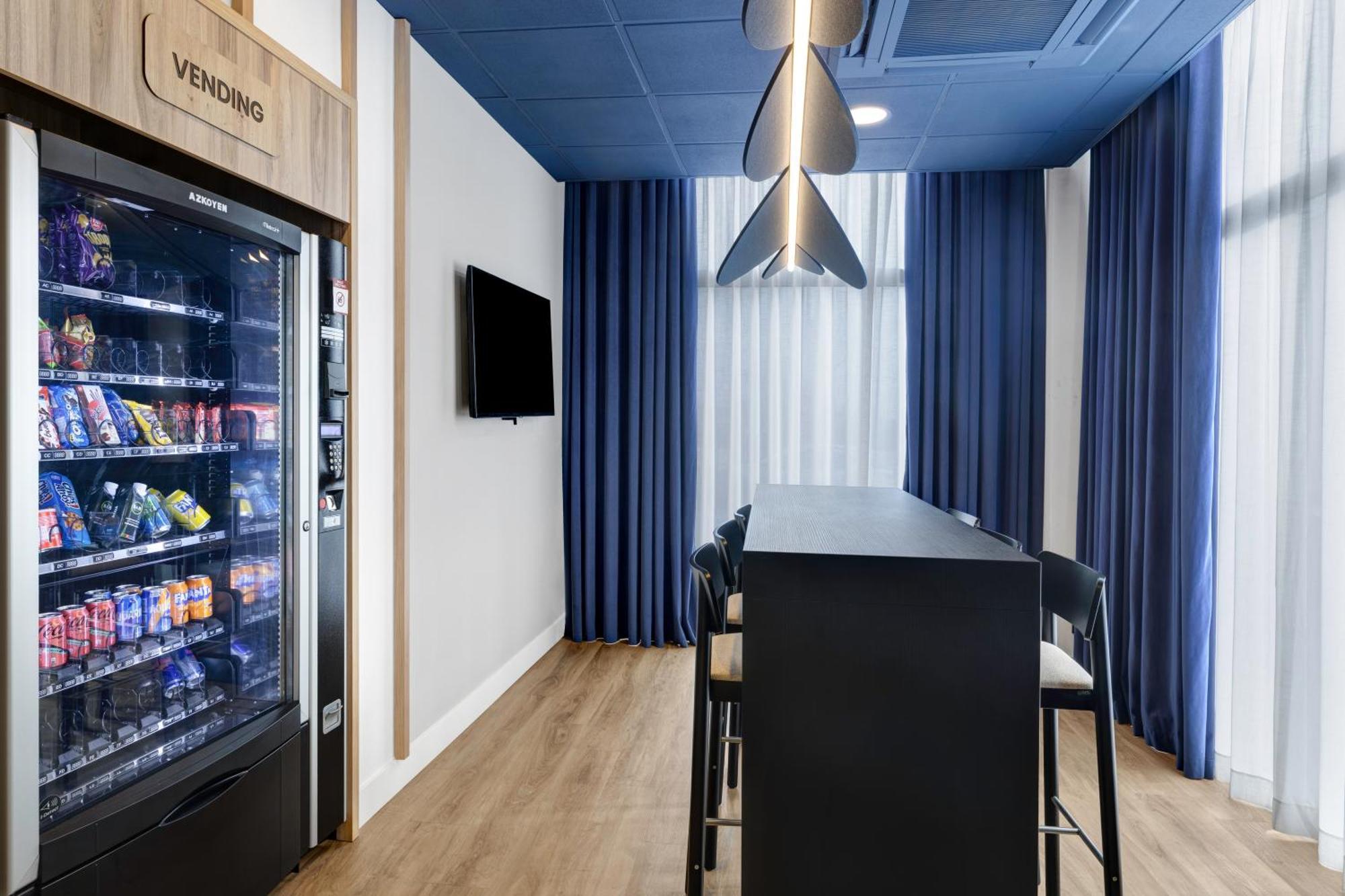 B&B Hotel Madrid Las Rozas Экстерьер фото